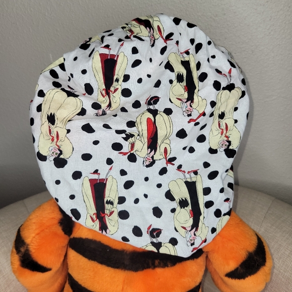 Handmade Accessories - Disney Polka Dot Cruella De Vil Scrub Cap